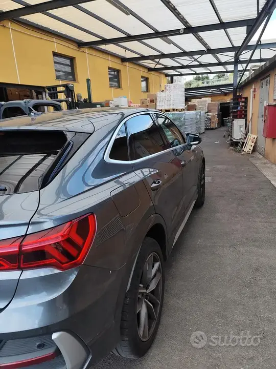 Audi Q3 2022 photo 5