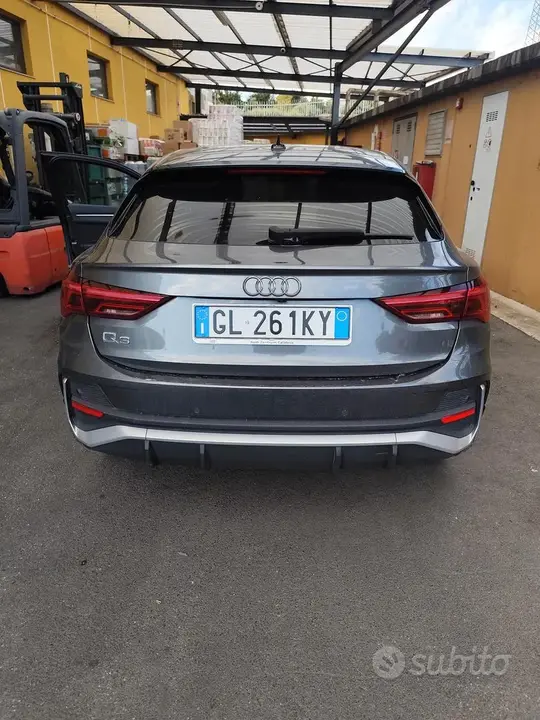 Audi Q3 2022 photo 3