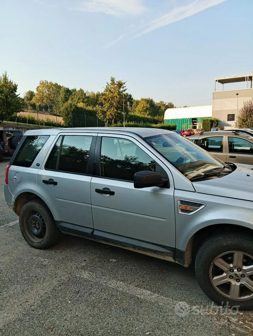 Land Rover Freelander 2007 photo 2