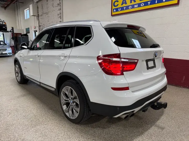 BMW X3 2015 photo 2