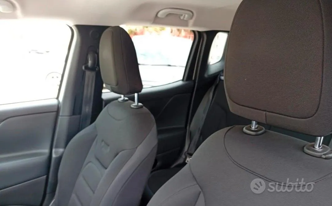 Jeep Renegade 2017 photo 4