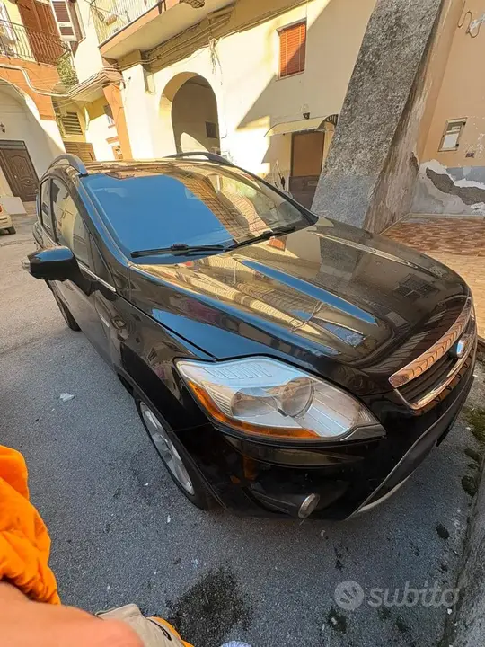 Ford Kuga 2010 photo 2
