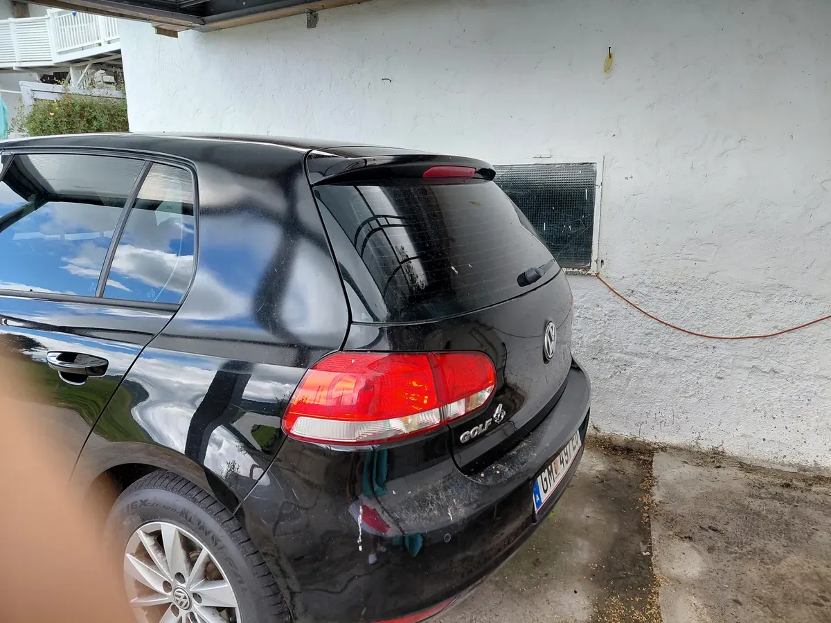 Volkswagen Golf 2012 photo 2