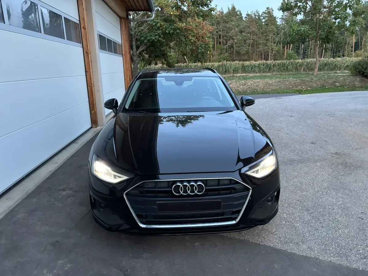 Audi A4 2021 photo 3