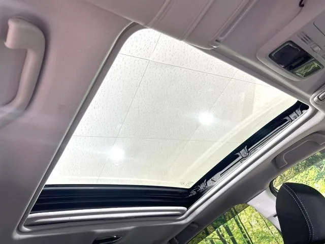 Subaru Forester 2016 photo 2