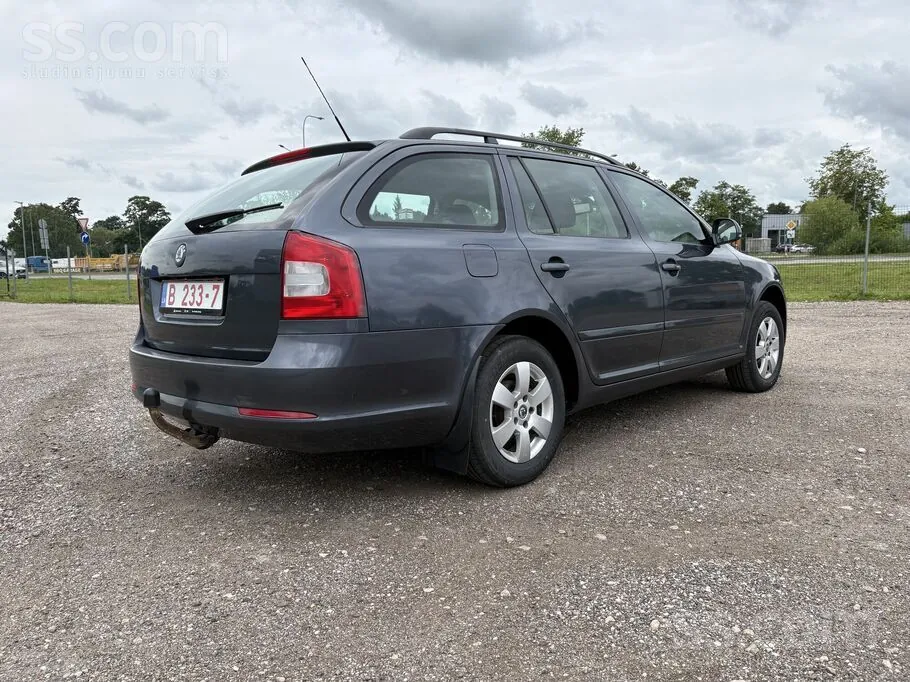 Skoda Octavia 2010 photo 5