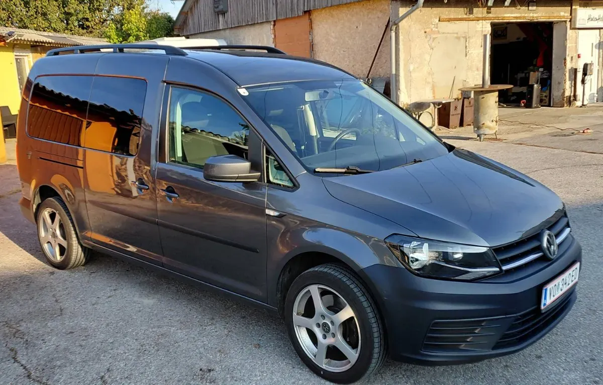 Volkswagen Caddy 2015 photo 2