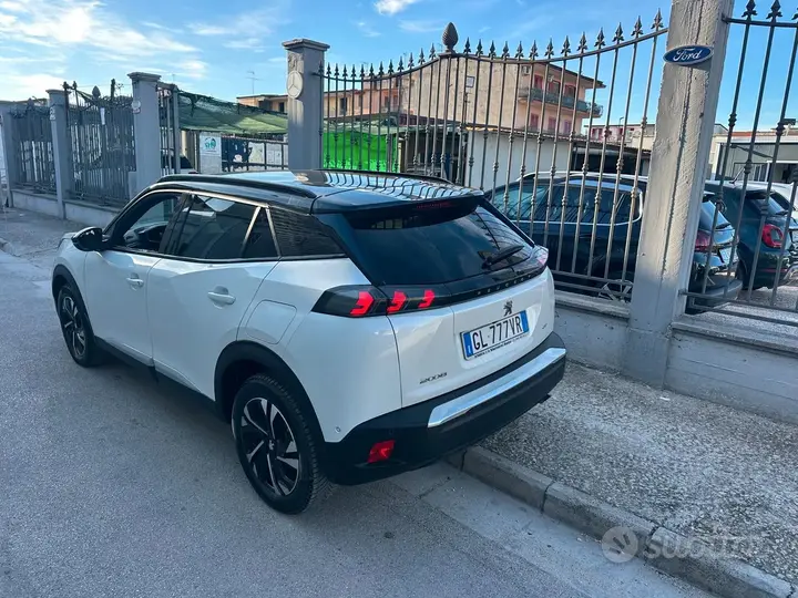 Peugeot 2008 2022 photo 5