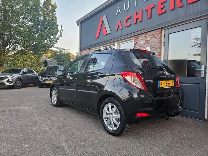 Toyota Yaris 2014 photo 3