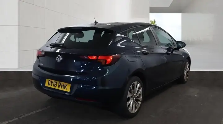 Vauxhall Astra 2018 photo 5