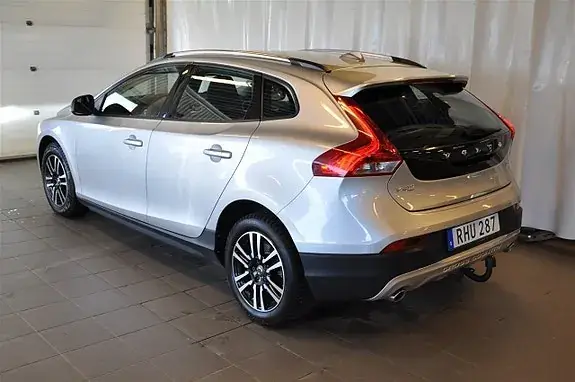 Volvo V40 Cross Country 2018 photo 4