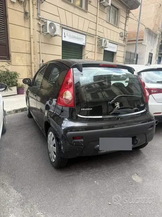Peugeot 107 2009 photo 2