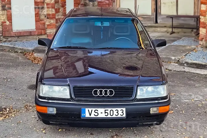Audi V8 1991 photo 3