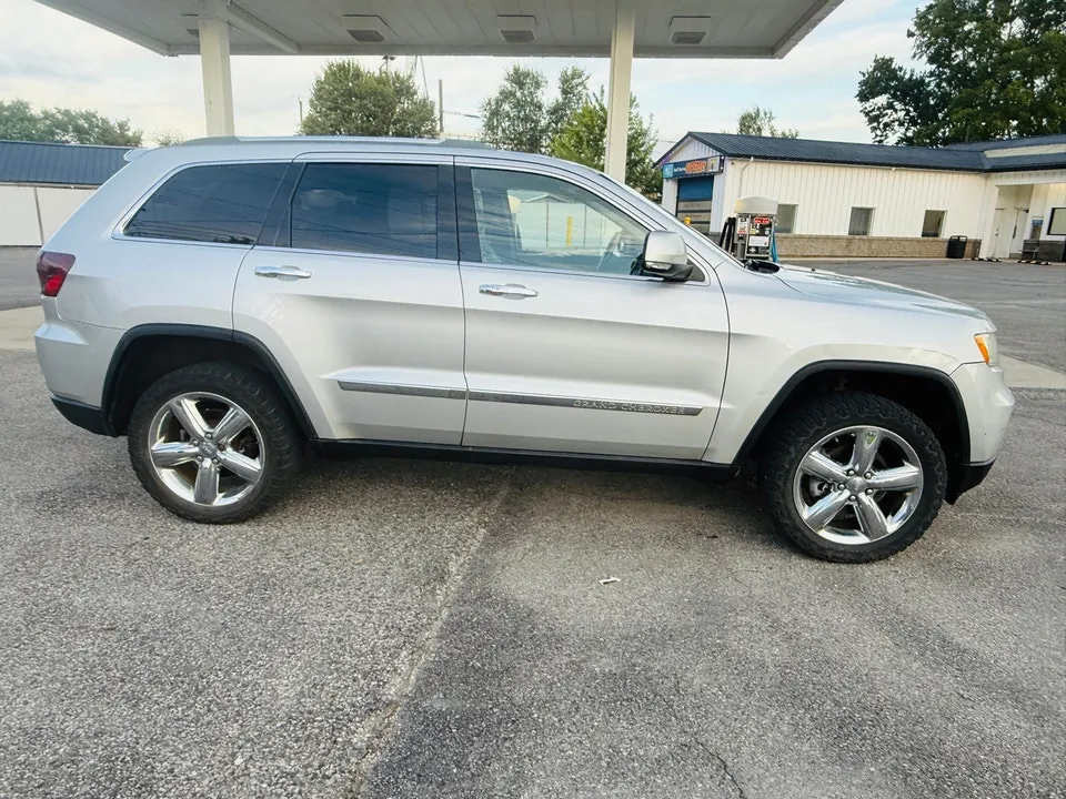 Jeep Grand Cherokee 2011 photo 5