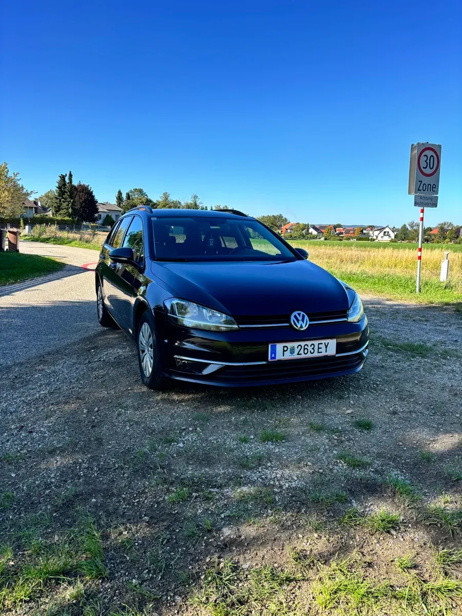 Volkswagen Golf 2020 photo 2