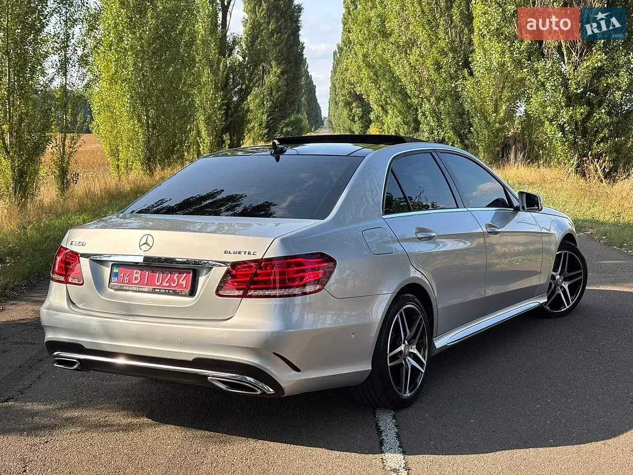 Mercedes-Benz E-Class 2015 photo 2