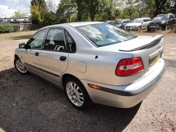 Volvo S40 2002 photo 3