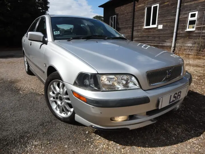 Volvo S40