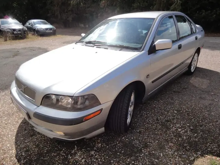 Volvo S40 2002 photo 2