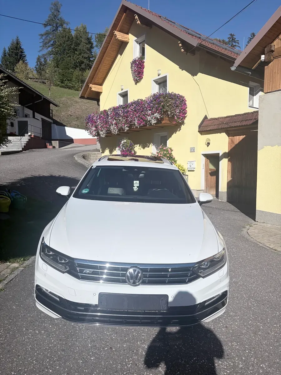 Volkswagen Passat 2016 photo 2