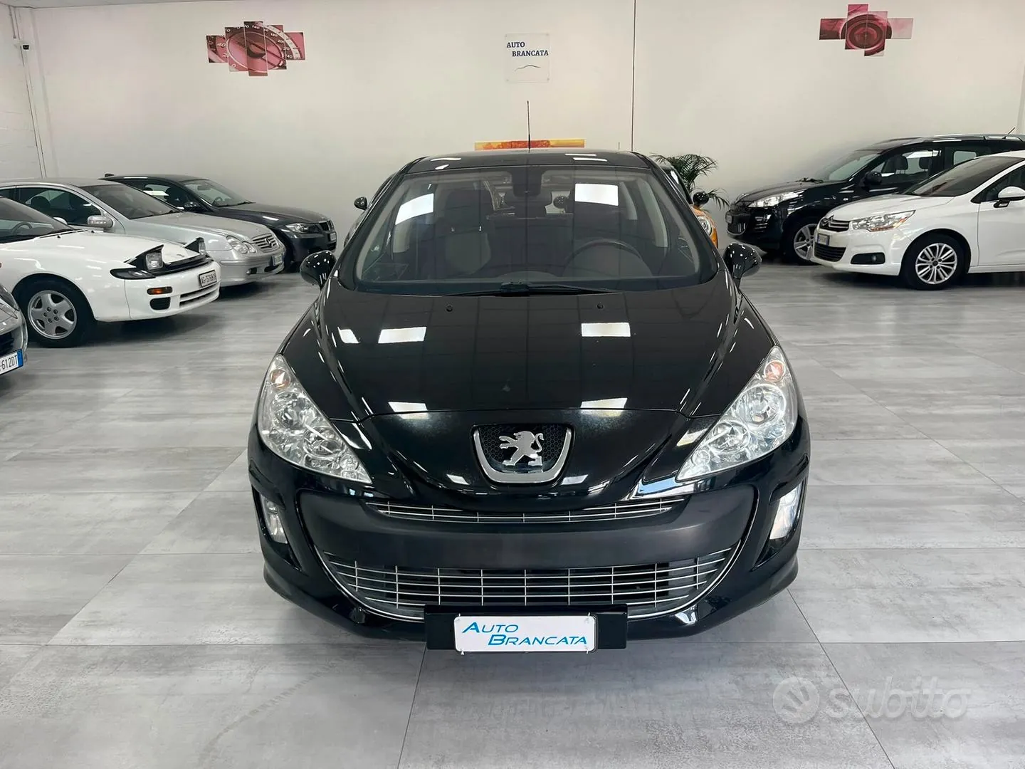 Peugeot 308 2008 photo 2
