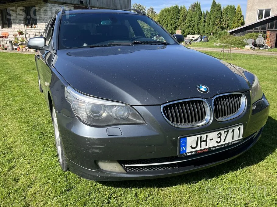 BMW 525 2010 photo 2