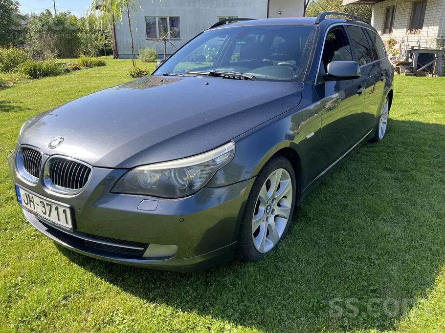 BMW 525 2010 photo 3