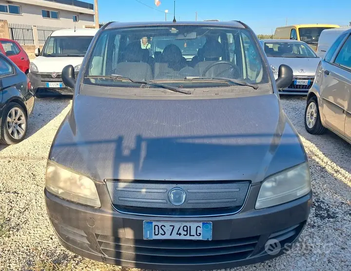 Fiat Multipla 2008 photo 2