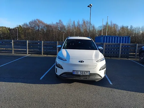 Hyundai Kona 2022 photo 2