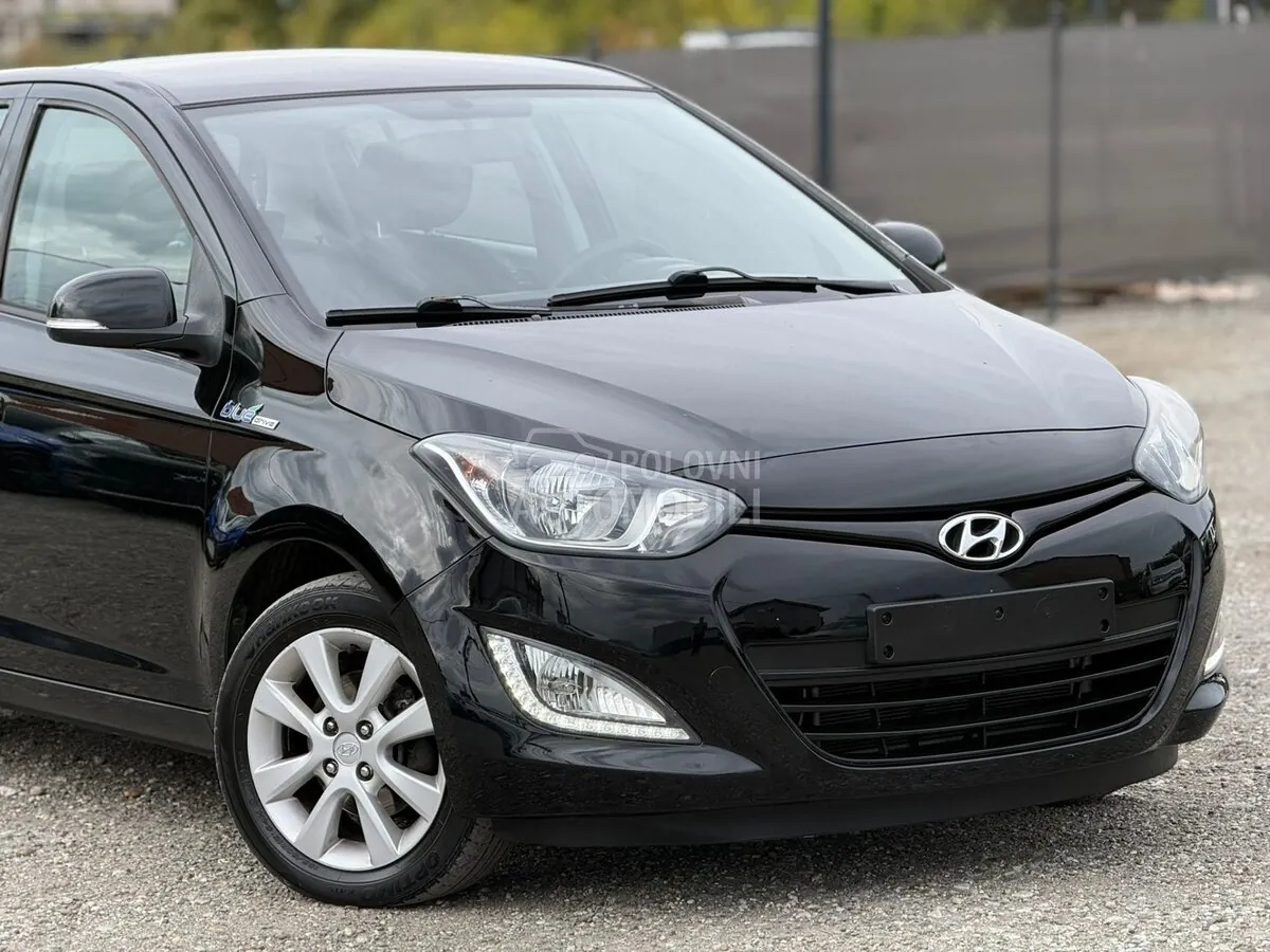 Hyundai I20 2013 photo 3