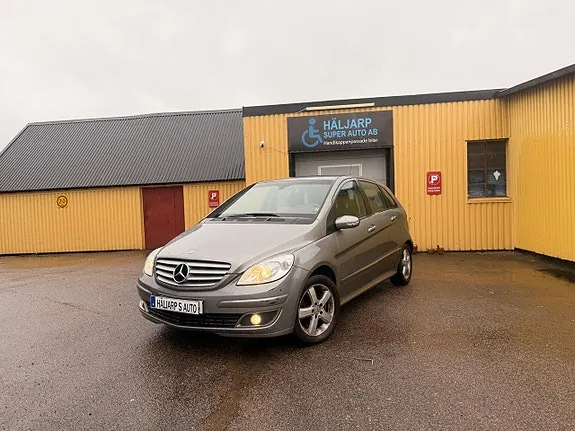 Mercedes-Benz B170