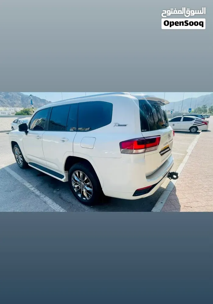 Toyota Land Cruiser 2022 photo 3
