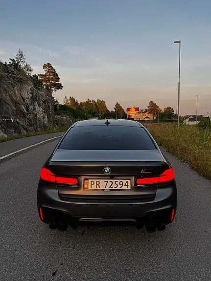 BMW M5 2019 photo 5