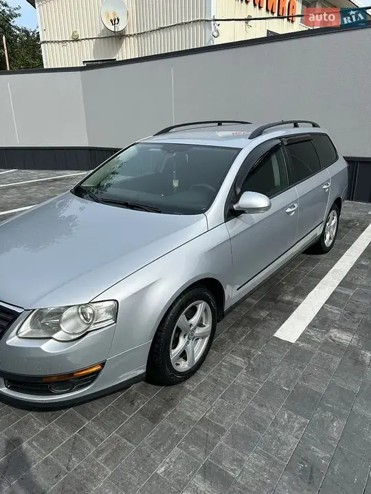 Volkswagen Passat 2008 photo 2