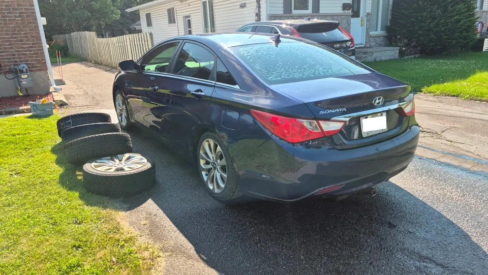 Hyundai Sonata 2013 photo 2