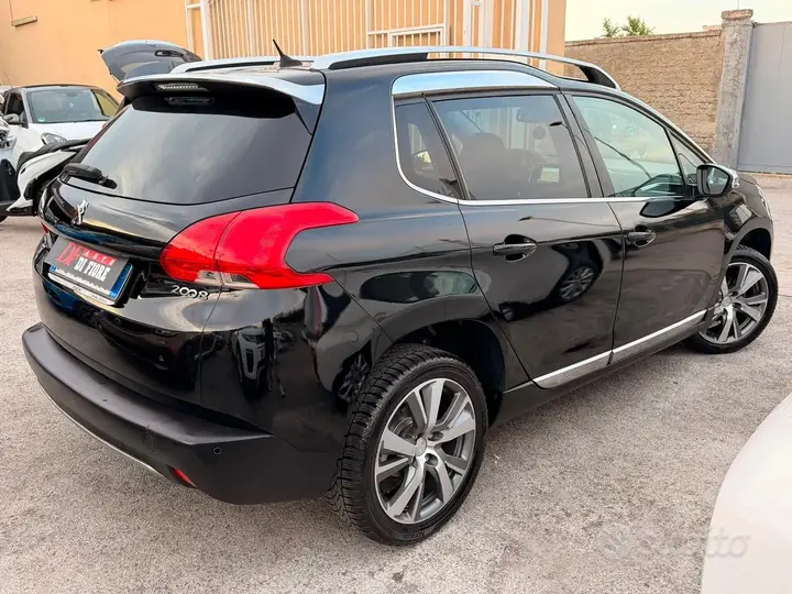 Peugeot 2008 2016 photo 5