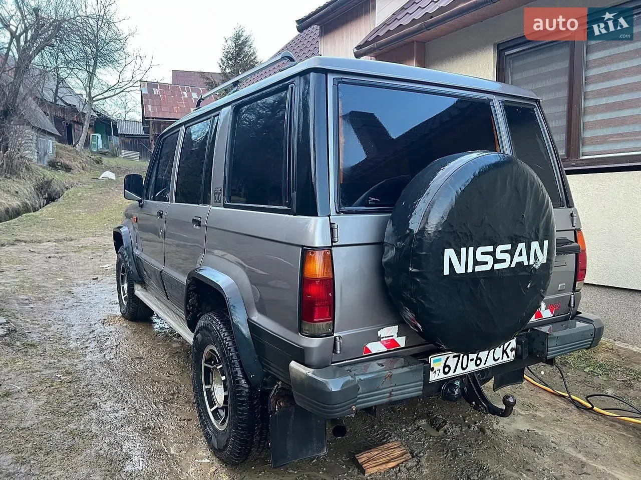 Isuzu Trooper 1988 photo 3