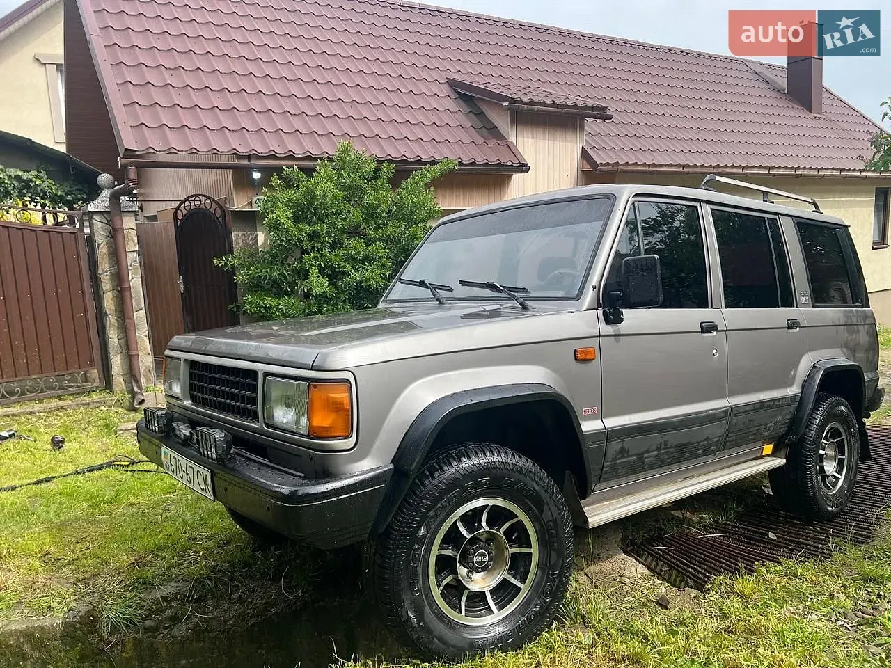 Isuzu Trooper
