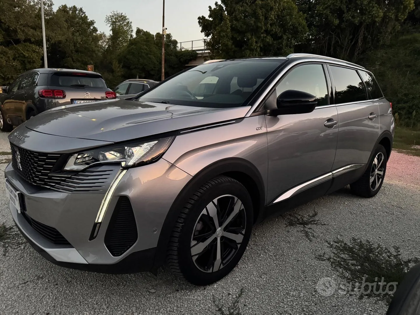 Peugeot 5008