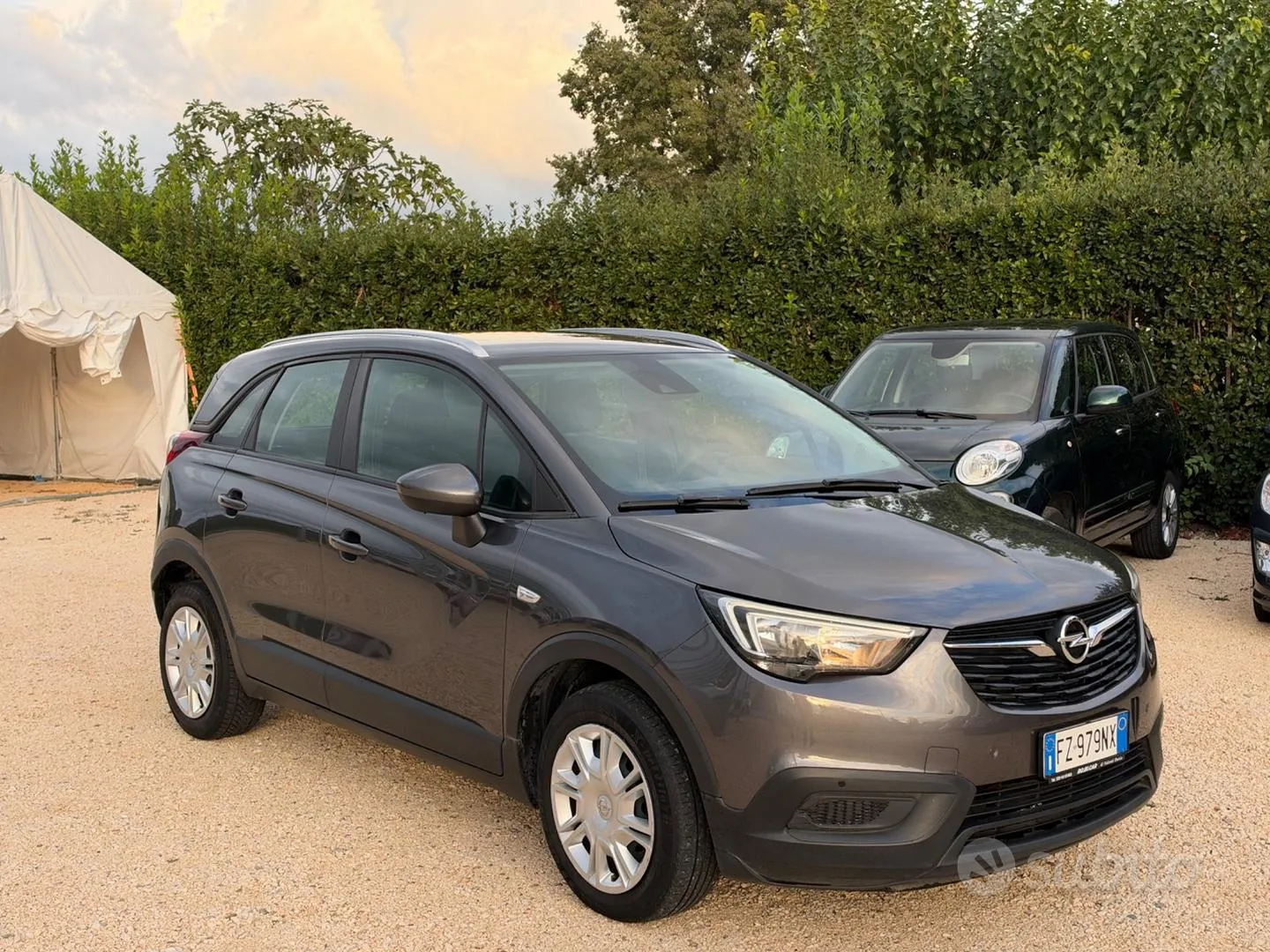 Opel Crossland X 2019 photo 2