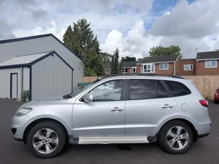 Hyundai Santa Fe 2012 photo 4
