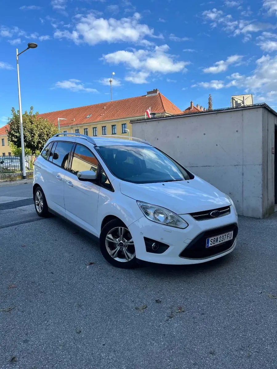 Ford C-Max 2013 photo 2