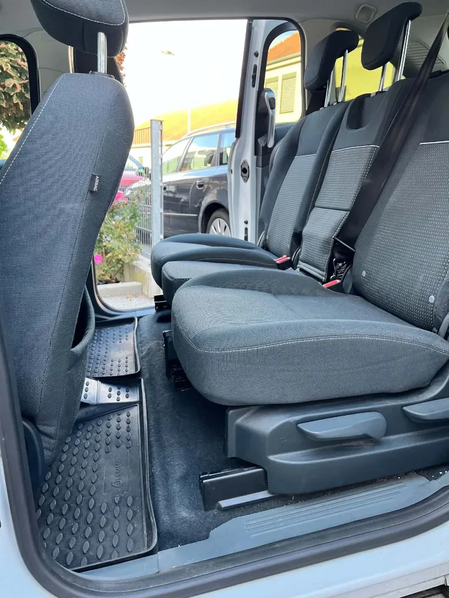 Ford C-Max 2013 photo 3