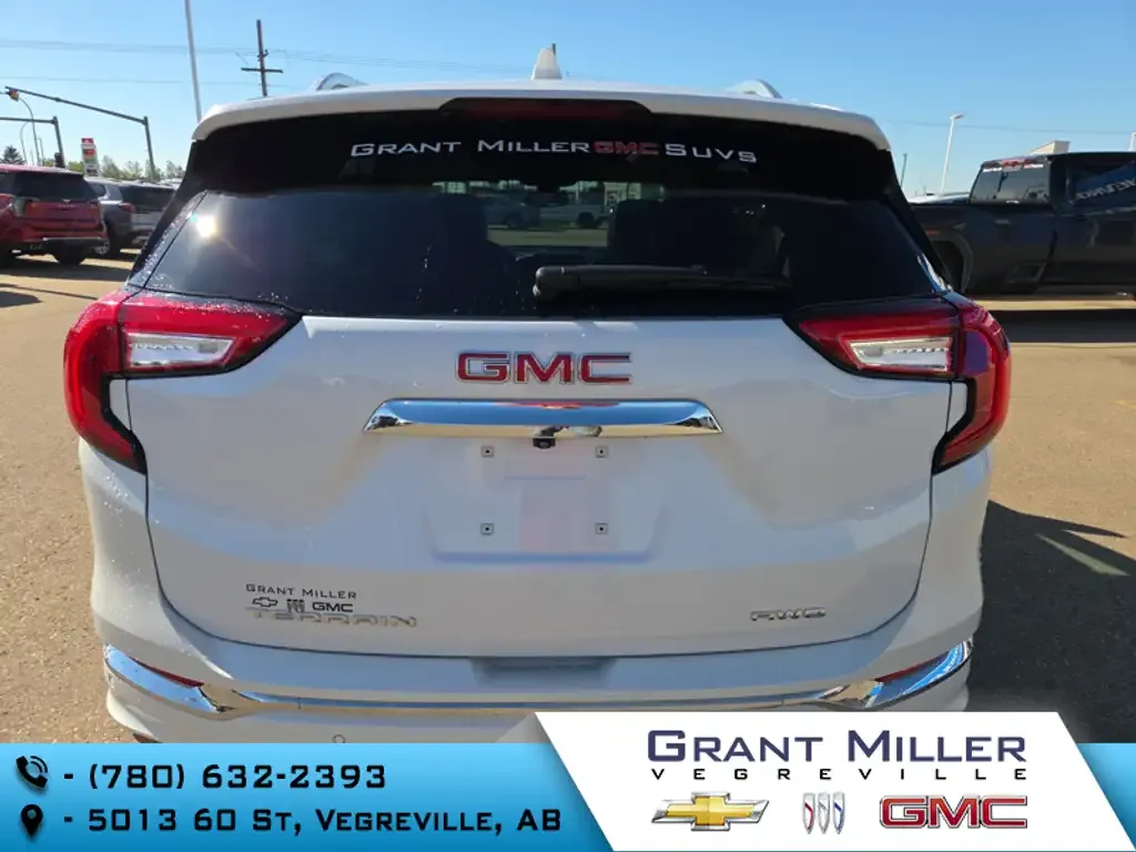 GMC Terrain 2024 photo 3