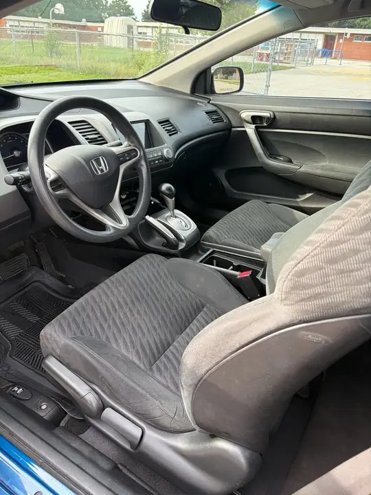 Honda Civic 2011 photo 3