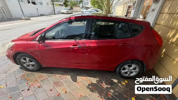 Hyundai Accent 2013 photo 2