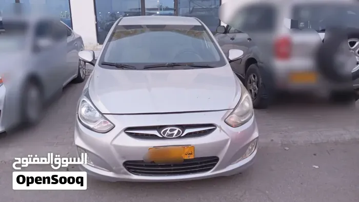 Hyundai Accent 2013 photo 4