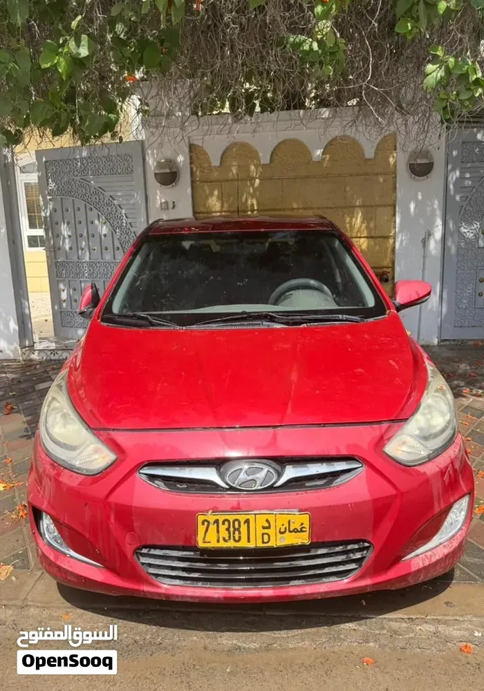 Hyundai Accent 2013 photo 3