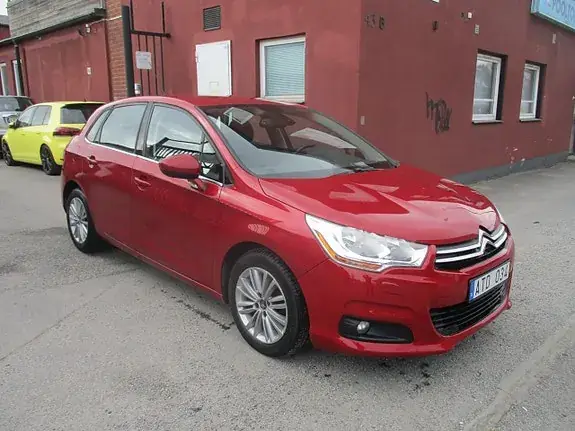 Citroen C4 2012 photo 2