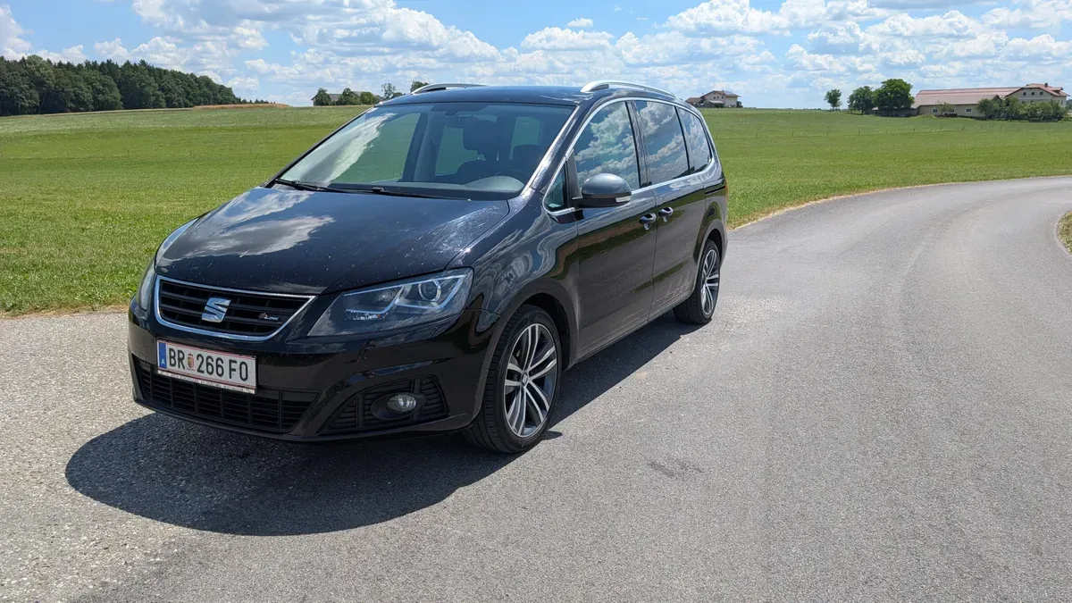Seat Alhambra 2016 photo 2